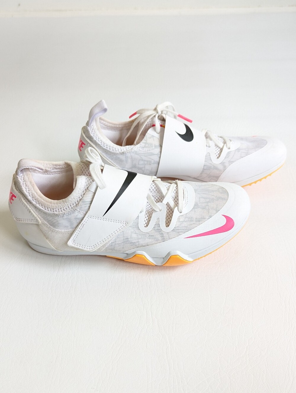 Nike Zoom Pole Vault Elite Track & Field Jumping Spikes Size Women's 7 White
